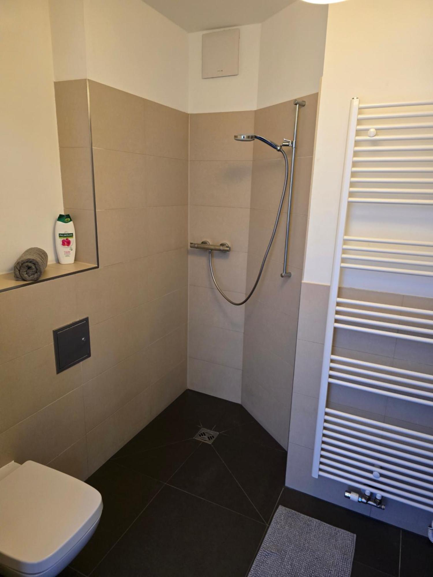 Apartamento Luftiges Upcycling Im Eg - Zentral Berlín