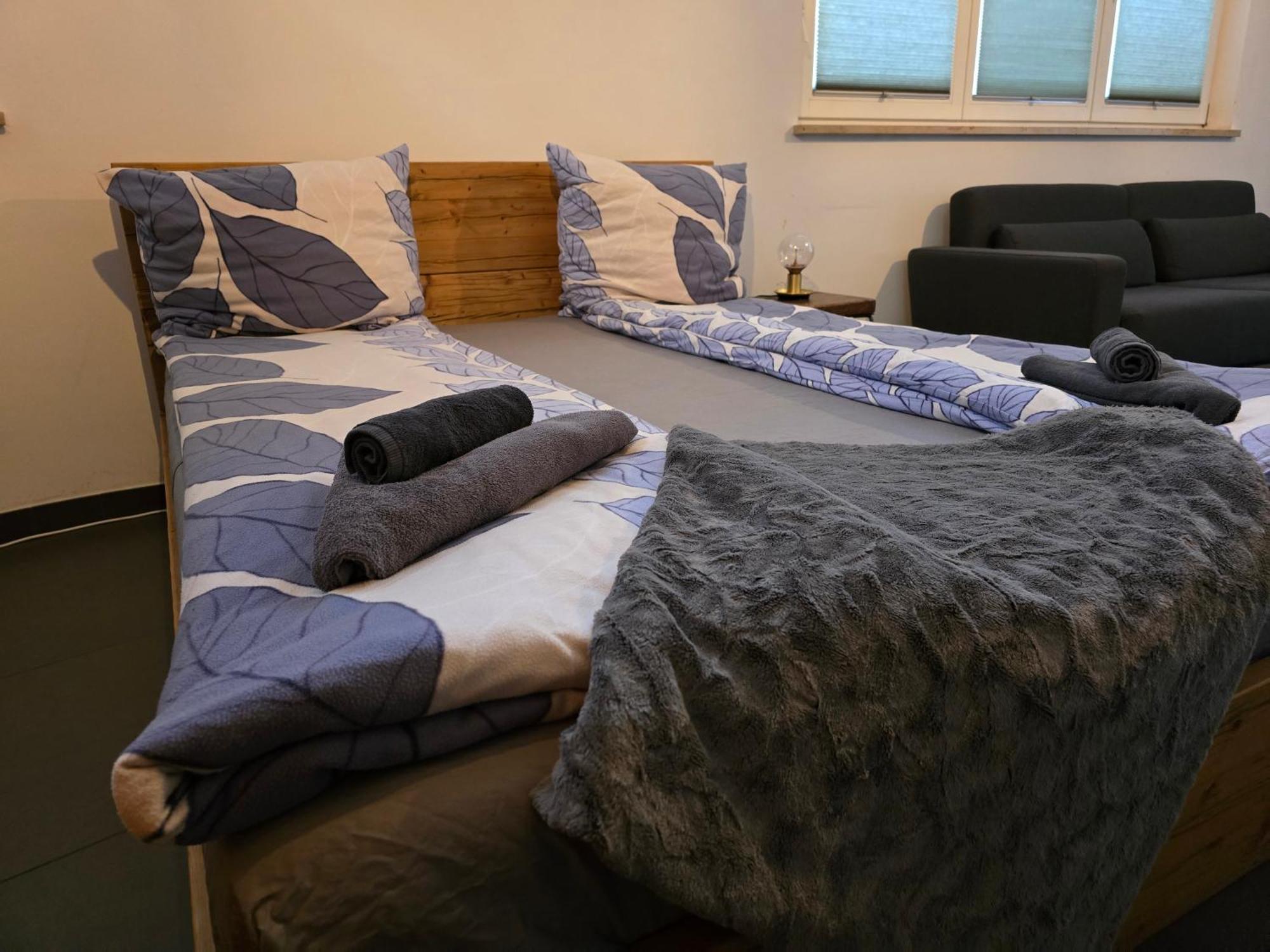 Luftiges Upcycling Im Eg - Zentral Apartment Berlin